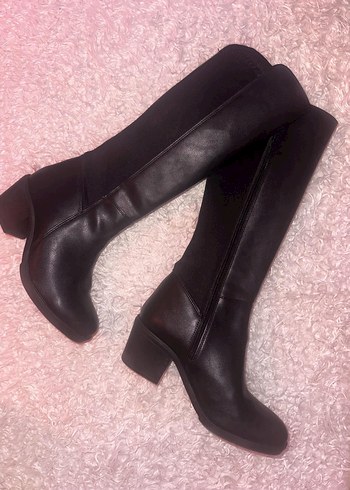Zara Kadın Siyah Deri Dizüstü kısa topuklu çizme