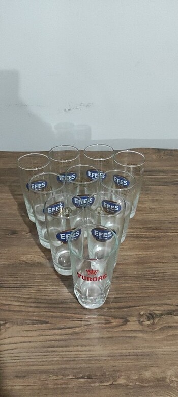 Bira bardağı efes