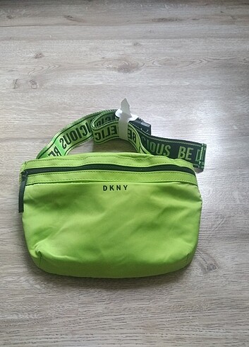 DKNY çanta