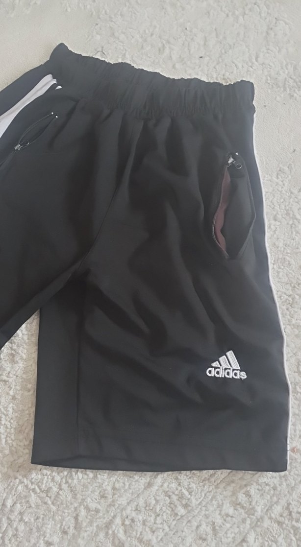 Adidas Siyah Rahat Kesim Şort - Görsel 2