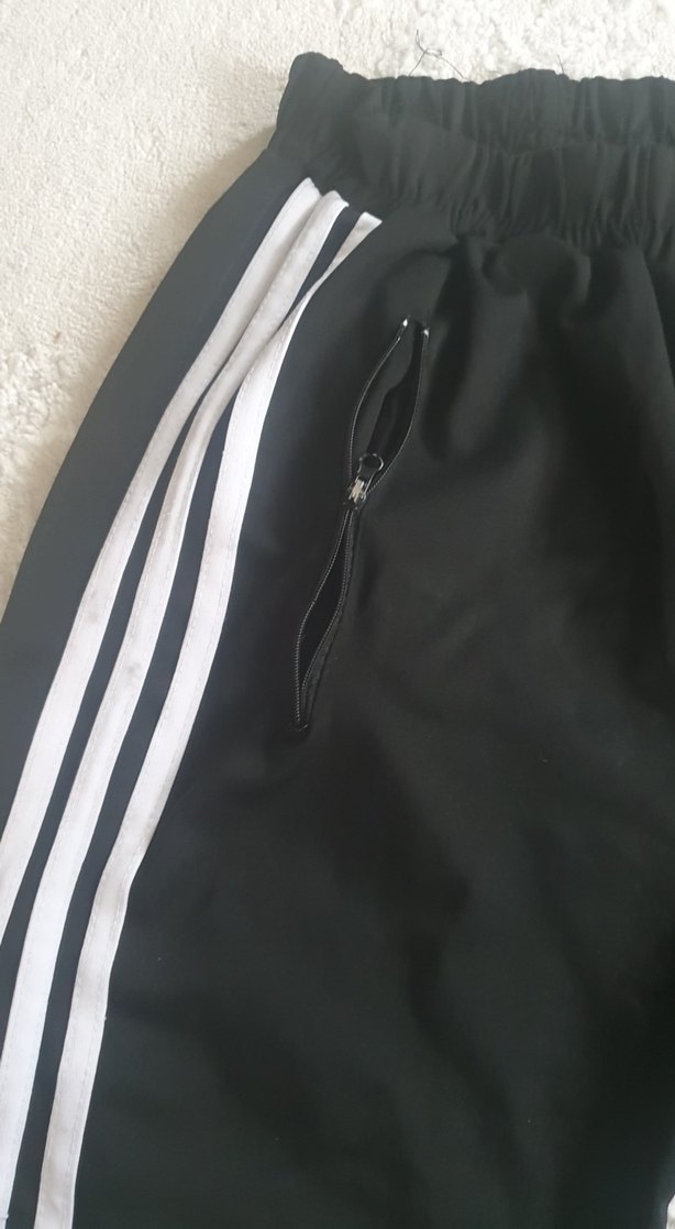Adidas Siyah Rahat Kesim Şort - Görsel 3