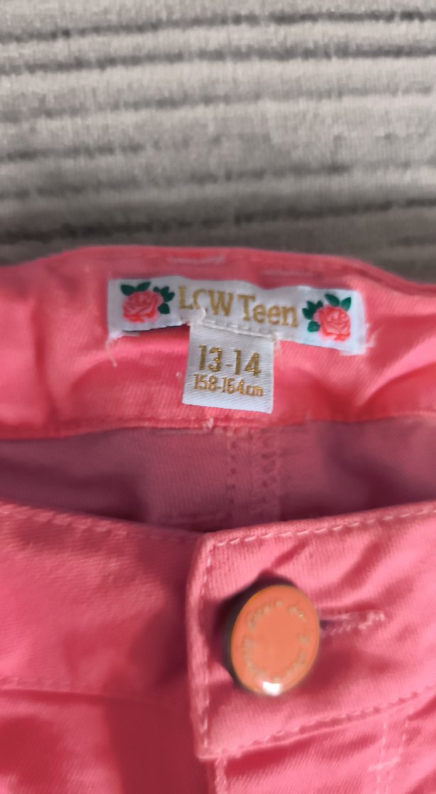 Pembe Dar Kesim Kız Şortu - Görsel 2