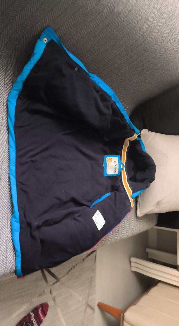 Erkek Çocuk Mavi Düğmeli Kışlık Mont - Görsel 4