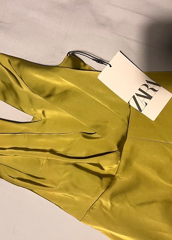 Kadın Parlak Haki V-Yaka Uzun Tulum - Görsel 4