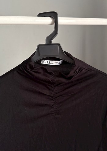 Siyah Yüksek Yakalı Uzun Kollu Kadın Triko - Görsel 2