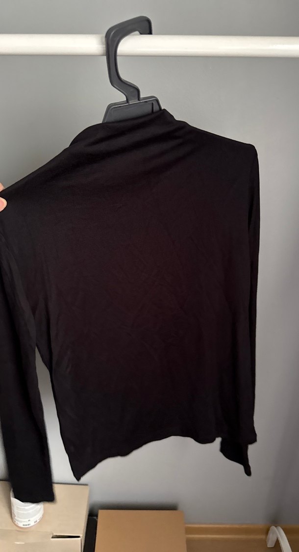 Siyah Yüksek Yakalı Uzun Kollu Kadın Triko - Görsel 4