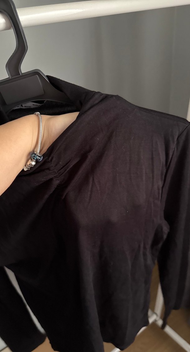 Siyah Yüksek Yakalı Uzun Kollu Kadın Triko - Görsel 3