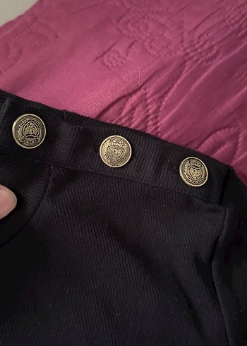 Düğmeli Siyah Yüksek Yaka Kadın Kazak - Görsel 3