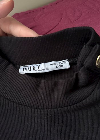 Düğmeli Siyah Yüksek Yaka Kadın Kazak - Görsel 2