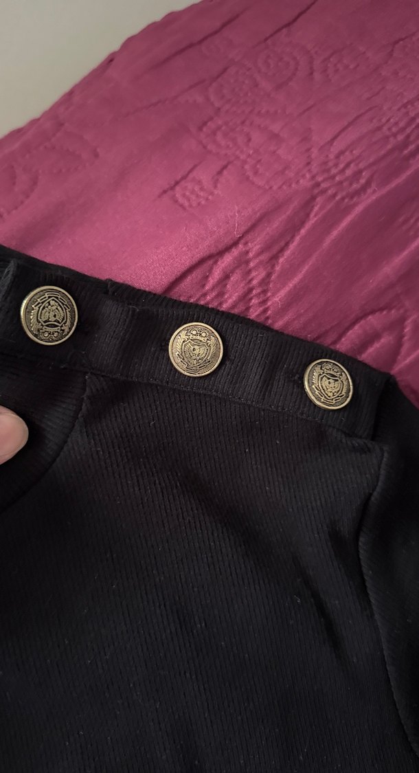 Düğmeli Siyah Yüksek Yaka Kadın Kazak - Görsel 3