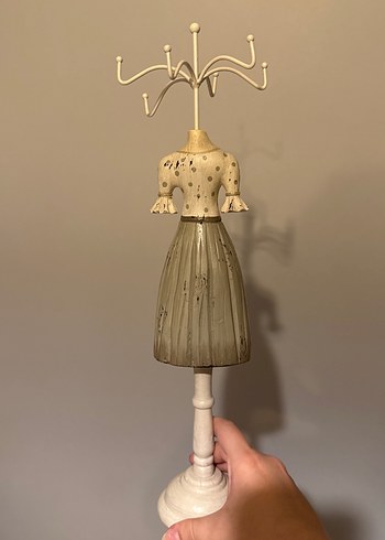 Bej Pastel Kadın Figürlü Takı Askısı - Görsel 2