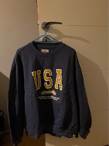 Pull Bear Sweatshirt