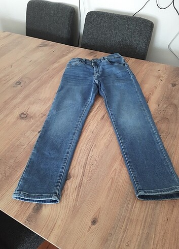 Mavi jeans pantolon 5-6 YAŞ 