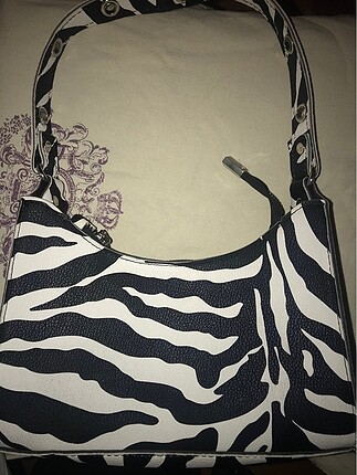 Zebra desenli baguette çanta