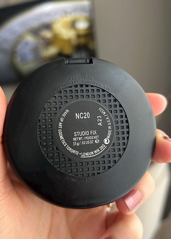 MAC Studio Fix Pudra Fondöten Açık Bej - Görsel 3