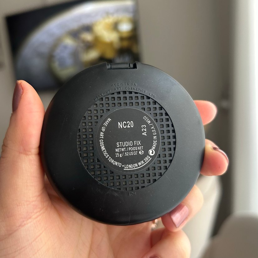 MAC Studio Fix Pudra Fondöten Açık Bej - Görsel 3