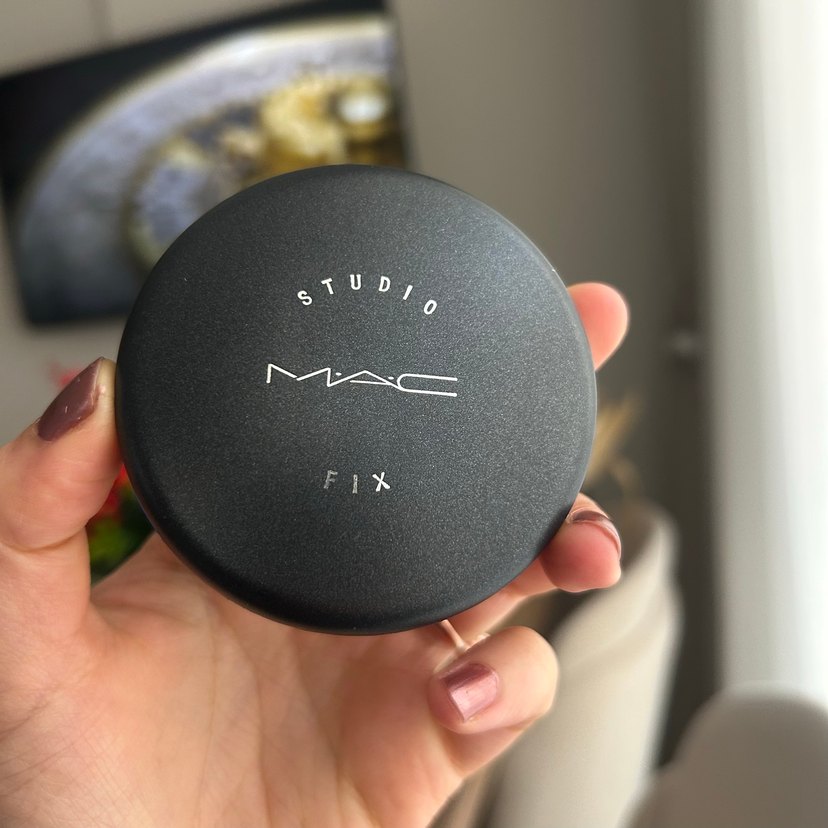 MAC Studio Fix Pudra Fondöten Açık Bej - Görsel 2