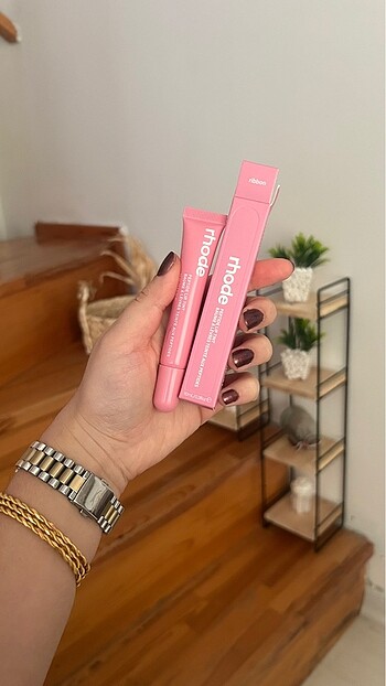 Rhode gloss