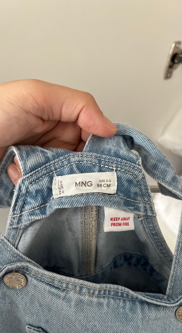 Kız Çocuk Geniş Kesim Kot Salopet - Görsel 4