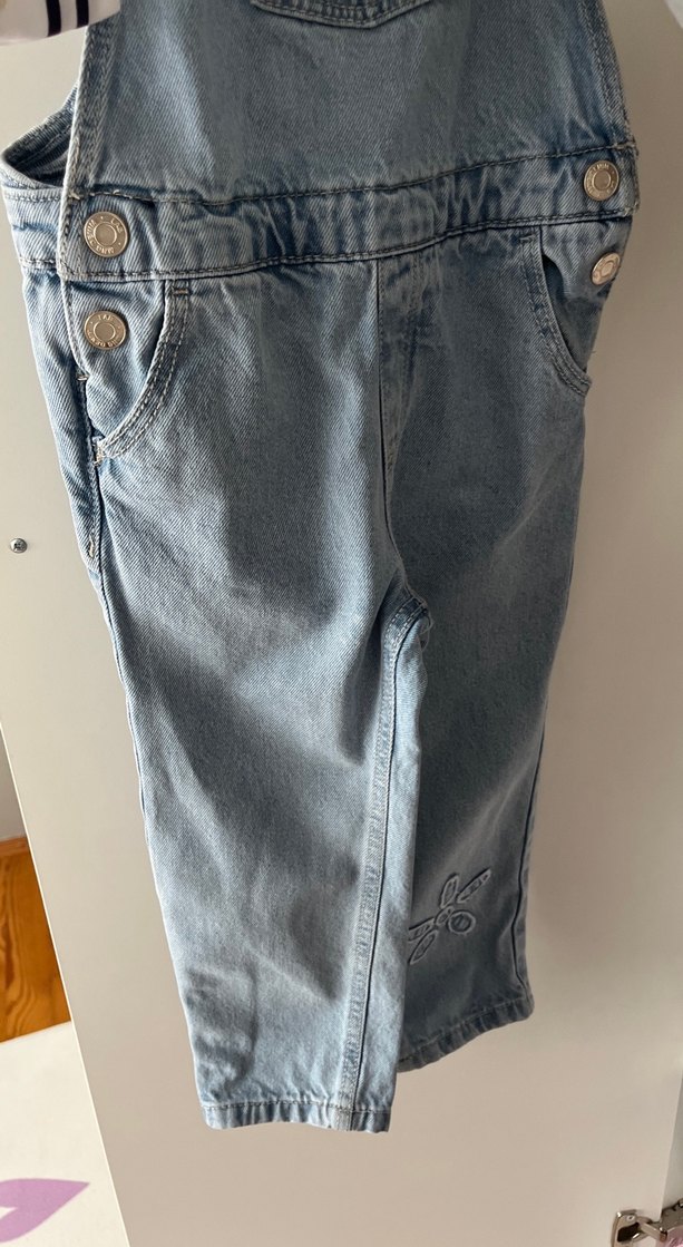 Kız Çocuk Geniş Kesim Kot Salopet - Görsel 3