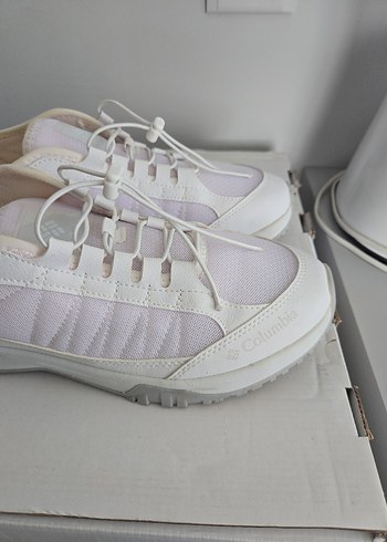 Beyaz Columbia Kadın Spor Ayakkabı - Görsel 3