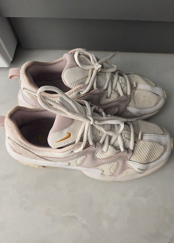 Nike Air Kadın Spor Ayakkabı - Görsel 3