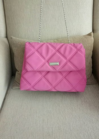 Pembe Kadın Zincir Askılı Çanta