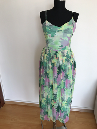 Sifon pileli elbise
