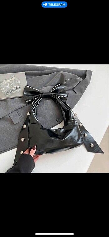 Zara Fiyonk çanta taşlı zımbalı