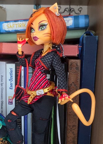 Beden Renk Monster High Toralei Stripe