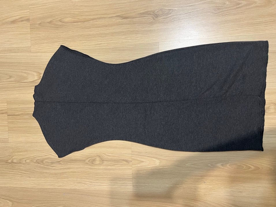 Gri Yüksek Yakalı Uzun Kadın Elbise - Görsel 2