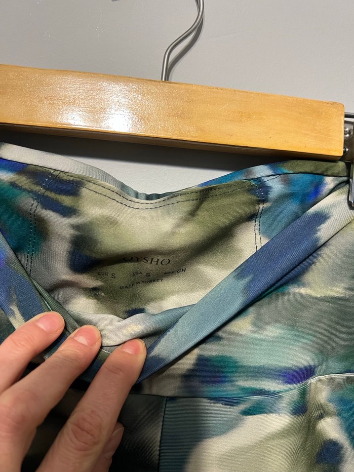 Oysho Kadın Kamuflaj Desenli Spor Tayt - Görsel 2