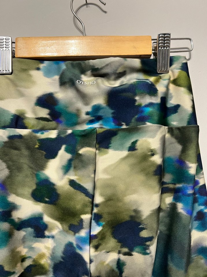 Oysho Kadın Kamuflaj Desenli Spor Tayt - Görsel 4