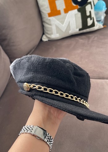 Zincir Detaylı Siyah Süet Kadın Şapka - Görsel 2