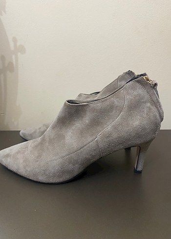 Neslihan Canpolat 38