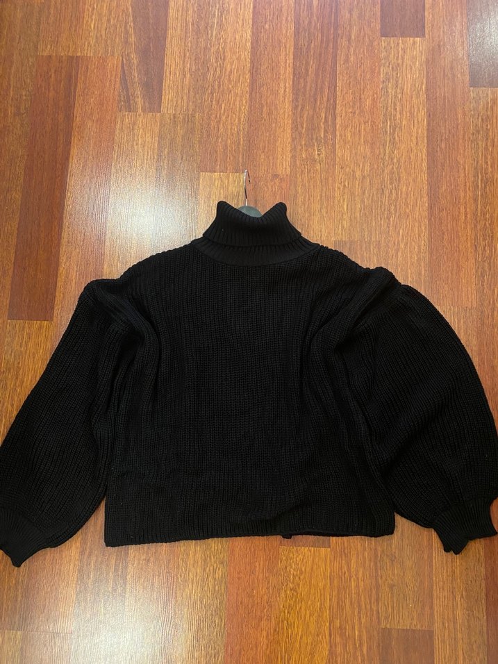 Kadın Siyah Boğazlı Örgü Yün Kazak - Görsel 2