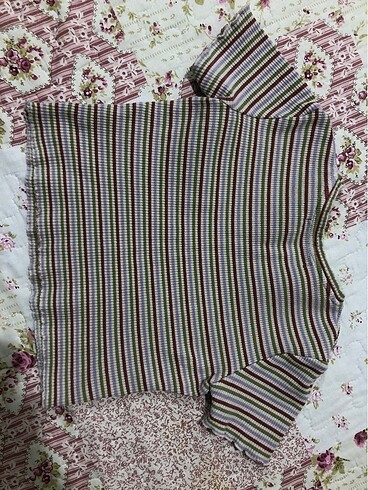 xs Beden pull and bear crop top