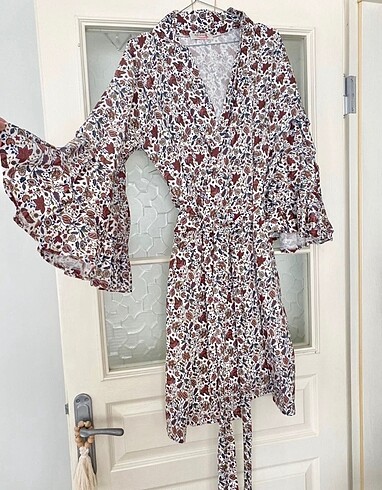 Özel tasarım Rabia Şenoğlu kadın kimono