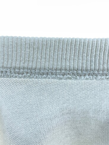 universal Beden beyaz Renk Diğer Sweatshirt %70 İndirimli.