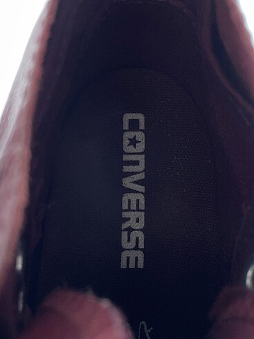 36 Beden bordo Renk Converse Dolgu Topuk %70 İndirimli.