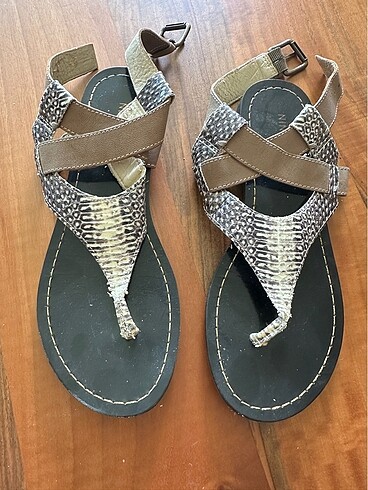 Parmak arası nine west