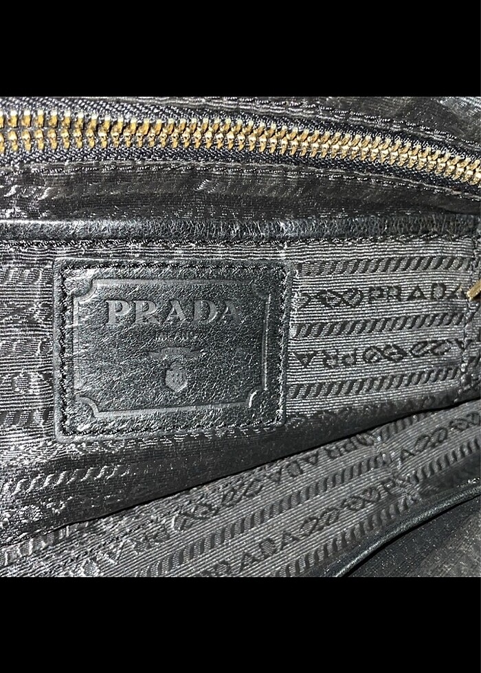 Prada çanta — görsel 2/7