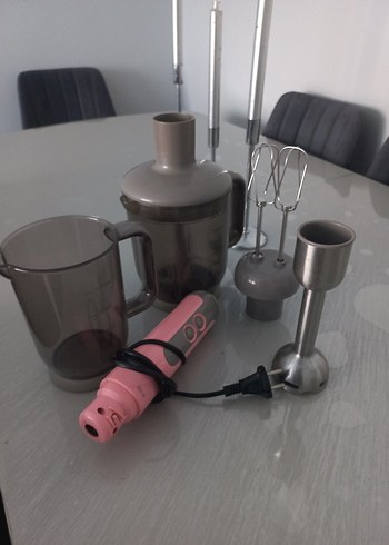 Beden Pembe ve Gri Renkli Çok Fonksiyonlu Blender
