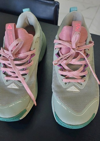 38 numaraNike Turkuaz Bağcıklı  Spor Ayakkabı - Görsel 5