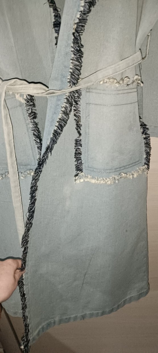 Uzun Kot Kadın Kemerli Ceket - Görsel 3