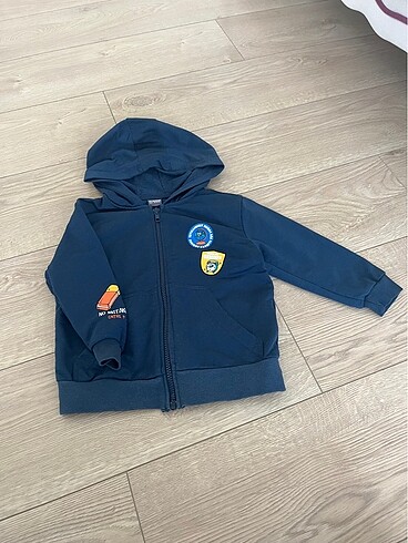 4 Yaş Beden 3-4 Yaş Erkek Çocuk Fermuarlı Sweatshirt