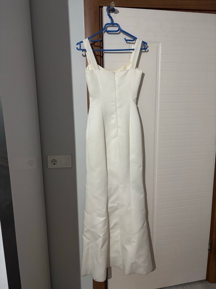 Modern Klasik Beyaz Uzun A Kesim Gelinlik - Görsel 3