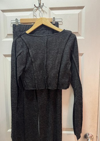 Uzun Kollu Gri Triko Kadın pantolon crop takım - Görsel 2