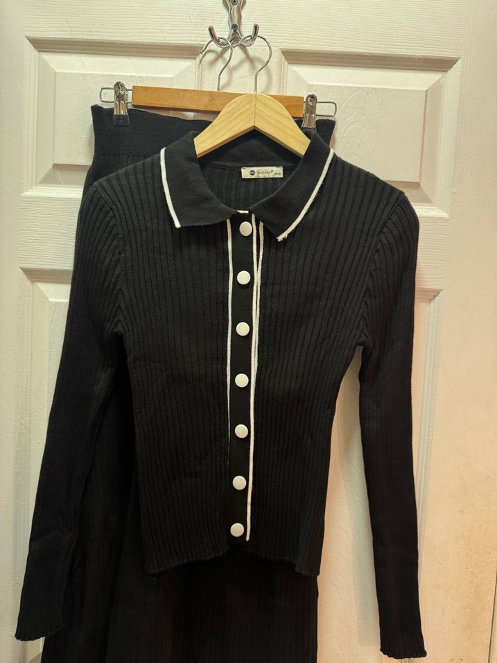 Düğmeli Siyah Midi Triko Kadın etekli hırkalı takım - Görsel 2