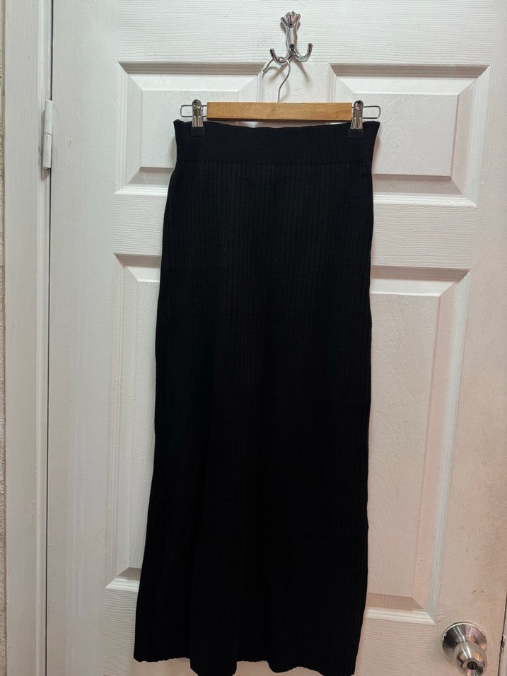 Düğmeli Siyah Midi Triko Kadın etekli hırkalı takım - Görsel 4